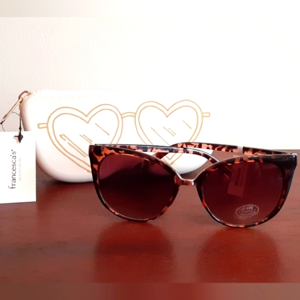 🆕️ Alice Leopard Cat Eye Sunglasses and Case